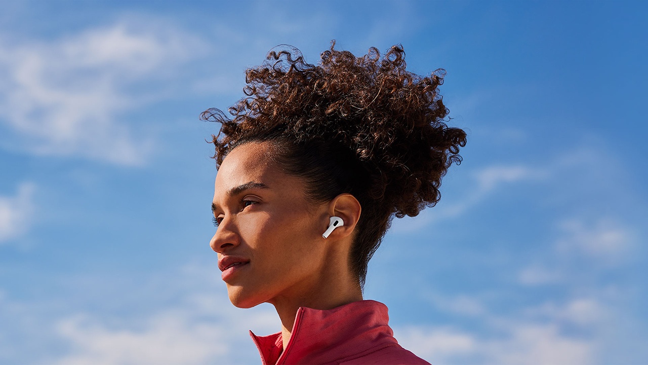 Apple's AI-powered brooch can be clipped to clothing or worn on a necklace to serve as the eyes and ears of the user's iPhone that will do all the heavy AI processing. Apple is pulling forward all of its AI wearables, like camera-equipped AirPods or elegant s…