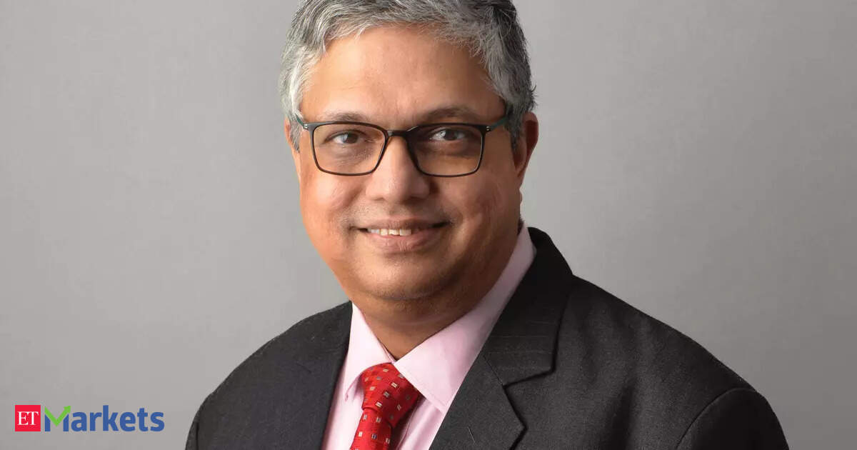 Valuations in Indian IT stocks have become attractive amid AI disruption concerns, but S Naren of ICICI Prudential AMC stresses that low multiples alone are insufficient. Clarity on long-term growth and AI's true impact is crucial for investor confidence and …