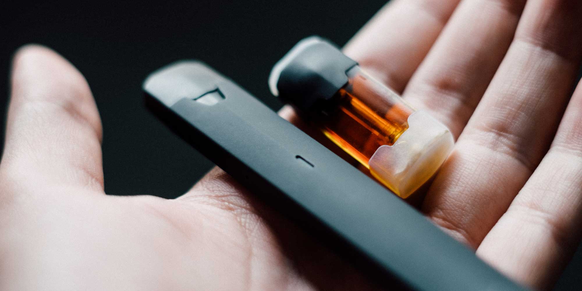 You made a time machine
 vapemobile ... out of a Delorean
 G-Wiz?
The world would be a better place if all of us were as willing to upcycle as aggressively as YouTuber Chris Doel, who has demonstrated that batteries from 500 disposable vapes can actually po…