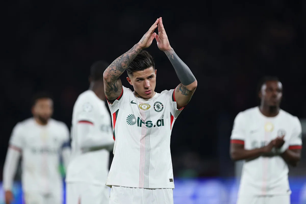 Chelsea faced off against Paris Saint-Germain at Parc des Princes earlier tonight as they hoped to secure a good result on the road in the first leg of their UEFA Champions League last 16 tie. The Blu...