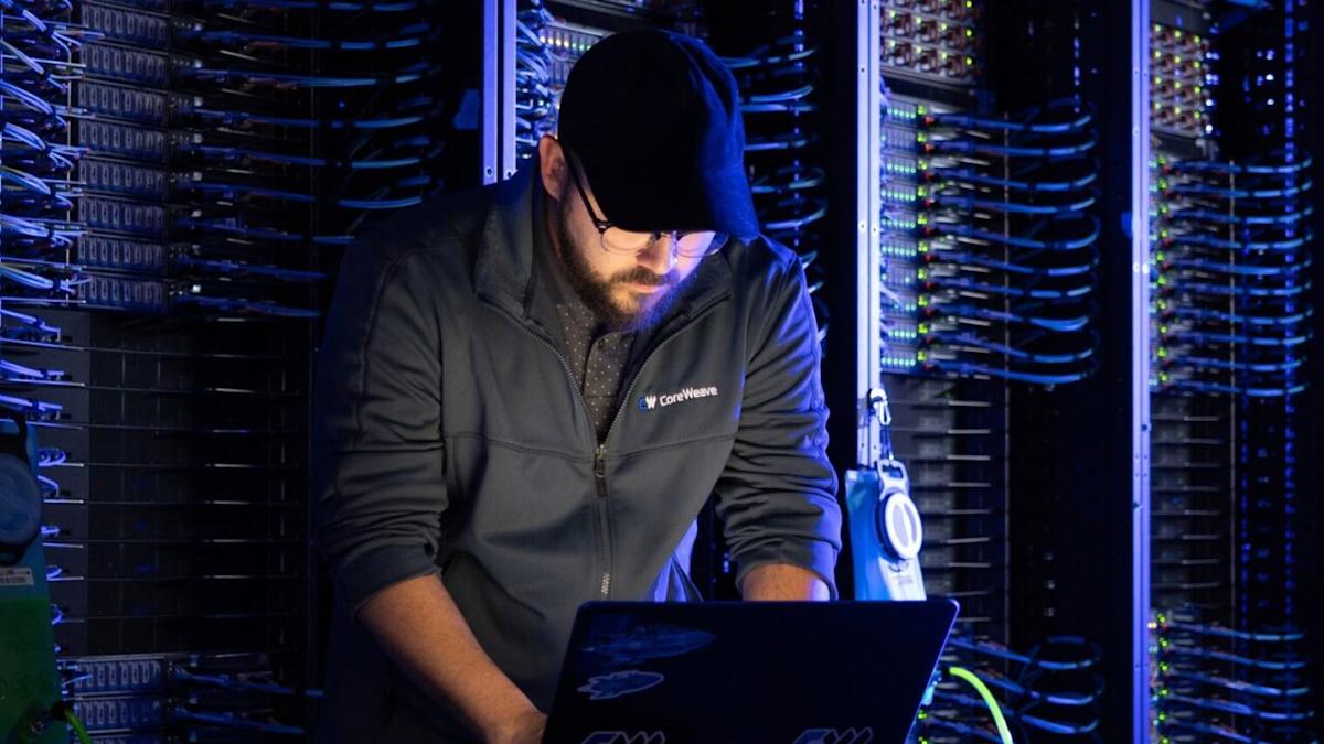 CoreWeave introduced flexible capacity tiers to capture market share from cloud providers utilizing rigid, long-term contracts.