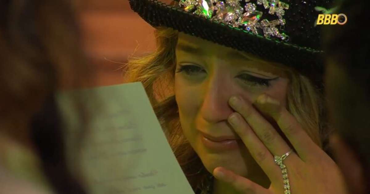 VEIO AÍ A PERNINHA DO LINDOLFOOOOOO ?? #FestaDoLider #BBB26 #RedeBBB pic.twitter.com/fDZVOEMzf6 ...