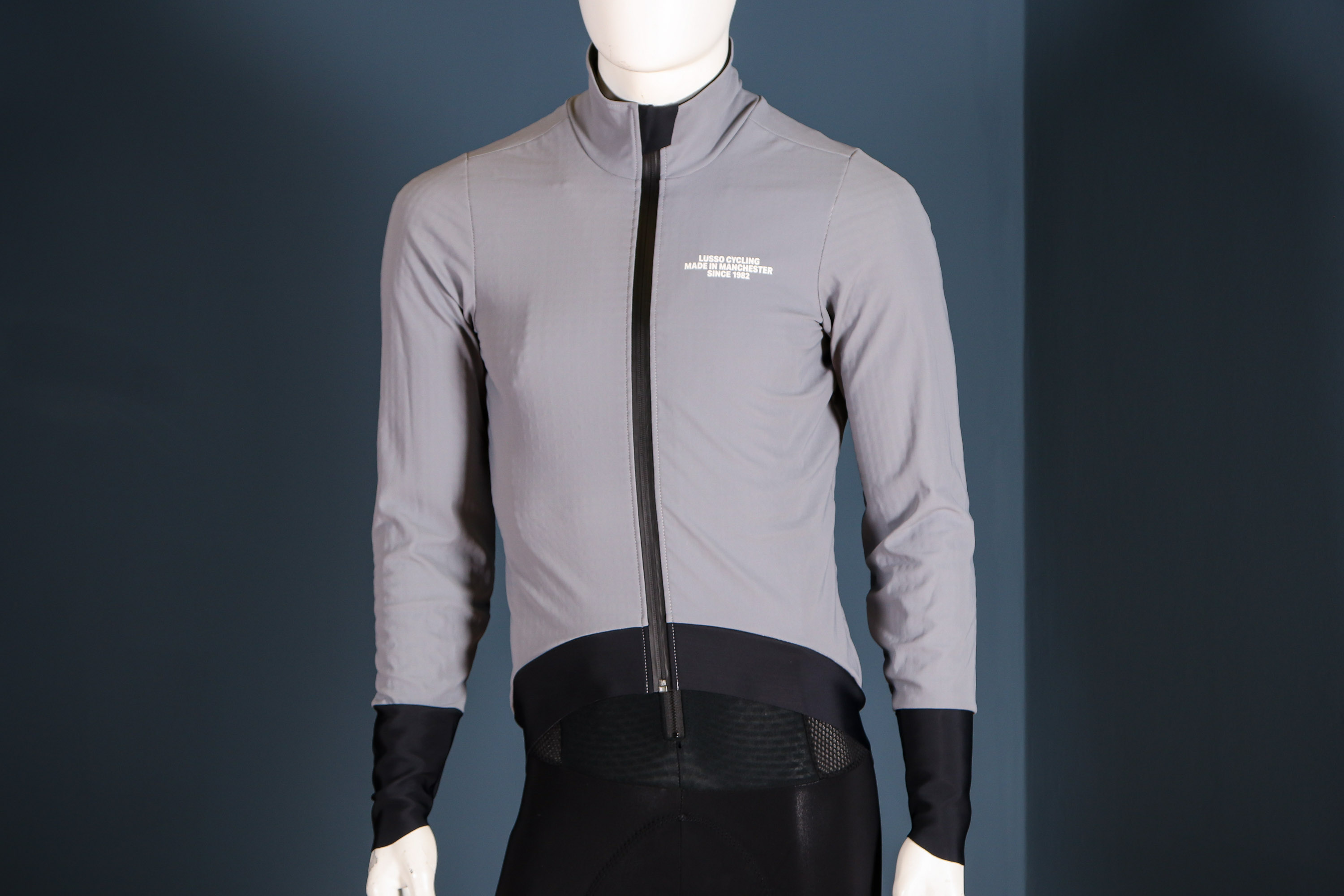 The Lusso Paragon Deep Winter Jacket is described by the brand as the only cycling jacket you’ll ever need for extreme winter conditions. With a recommended temperature range of -5 to 10°C, that does indeed cover the majority of what we’d typically see in the…