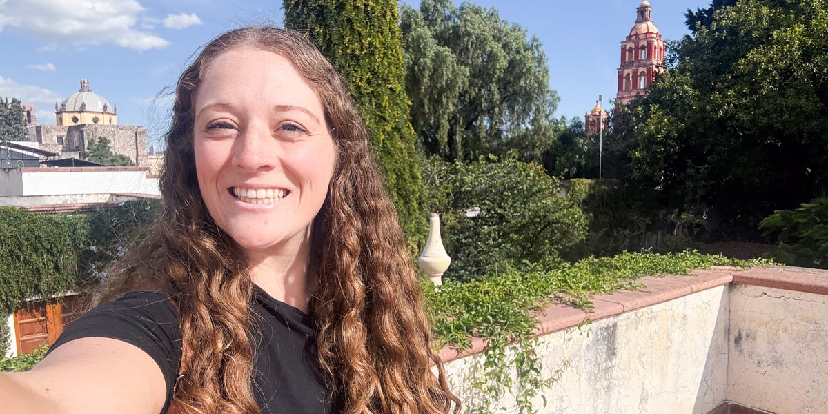 Mexico City was too crowded for me. So, I'm glad I had Santiago de Querétaro, a smaller city just a short bus ride away, on my travel itinerary.