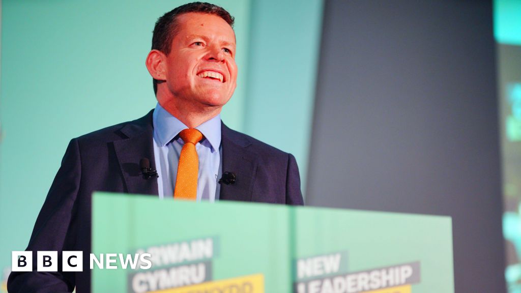 Rhun ap Iorwerth to set out priorities for first days of government if he wins next Senedd election.