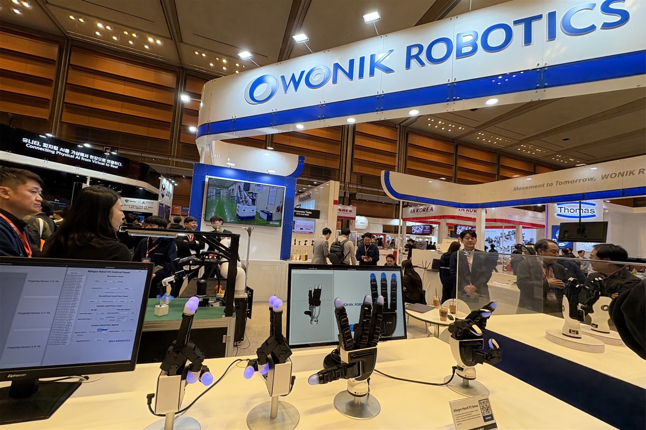 While the global humanoid race has largely focused on bipedal locomotion, Wonik Robotics is doubling down on a bottom-up strategy that prioritizes high-dexterity manipulation as the foundation of Physical AI. Following its showcase at Automation World (AW) 20…