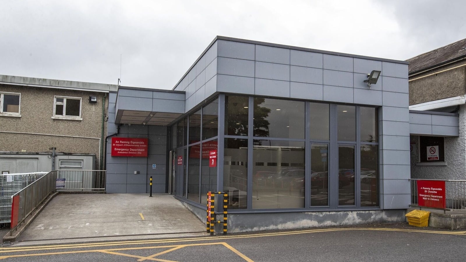 An inspection of Our Lady's Hospital Navan by HIQA said patient safety risks, associated with the hospital not providing acute surgical services on-site, persist and remain to be fully addressed by the HSE.