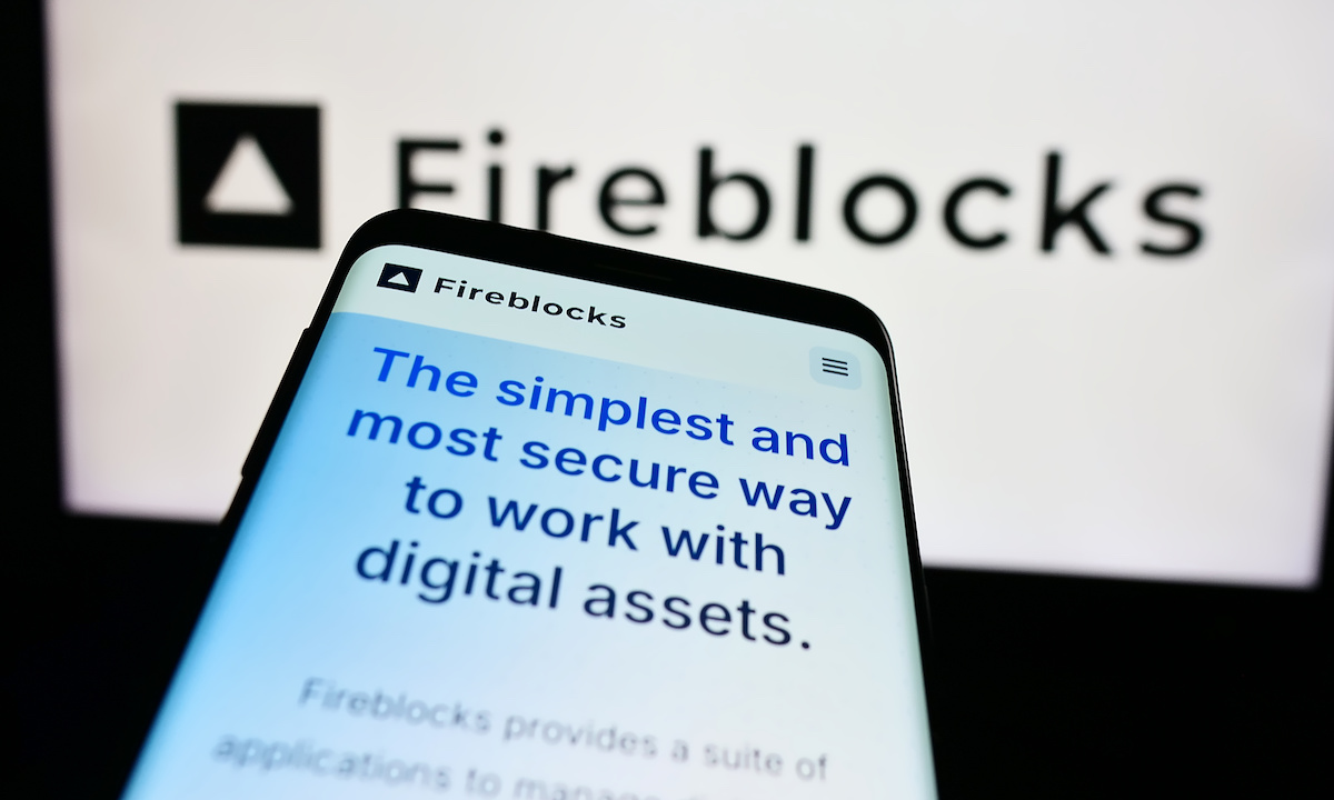 Fireblocks has debuted a feature that lets institutional customers lend stablecoins directly through its platform. The company’s Earn tool, announced Wednesday (April 15), allows users to supply capital to two decentralized finance (DeFi) protocols, Morpho an…