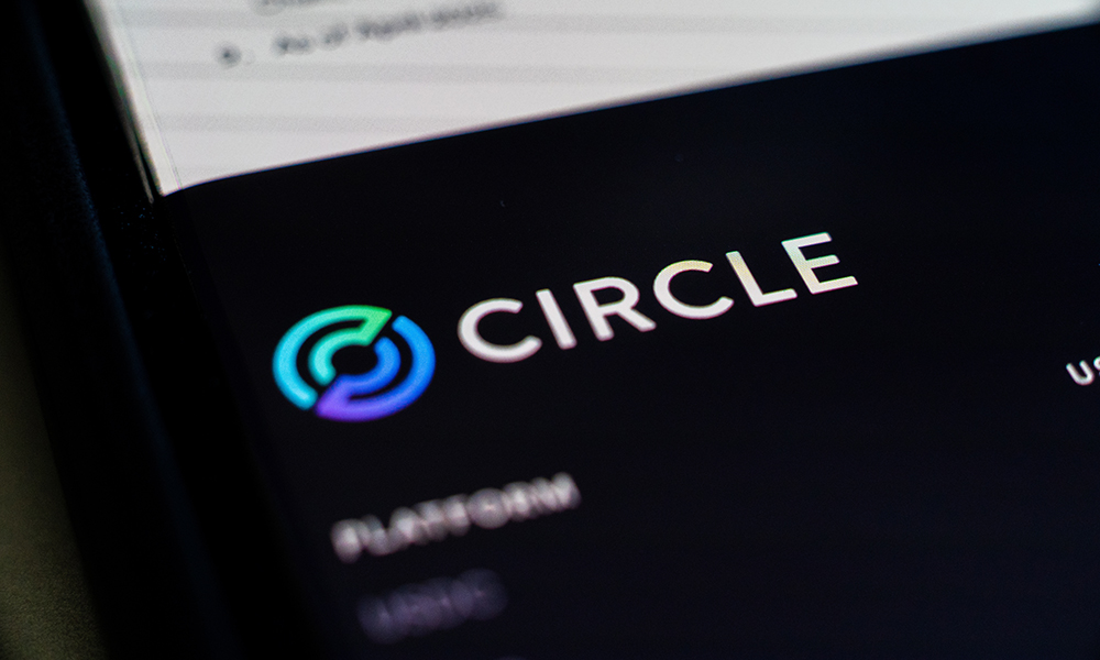 Mesh is expanding USDC settlement across its crypto payments network through a new collaboration with Circle (NYSE:...